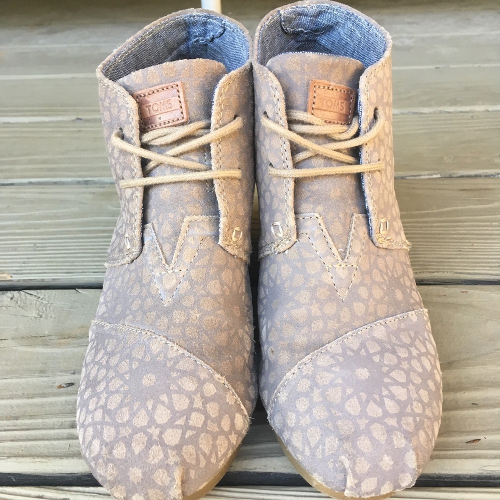 TOMS wedges women's size 9